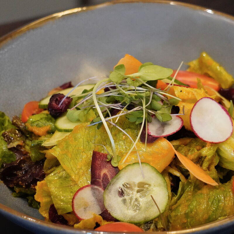 Bloofin Salad