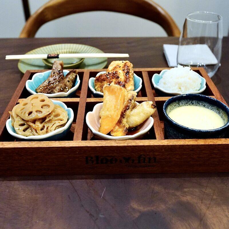 KAWA- SAKI Box